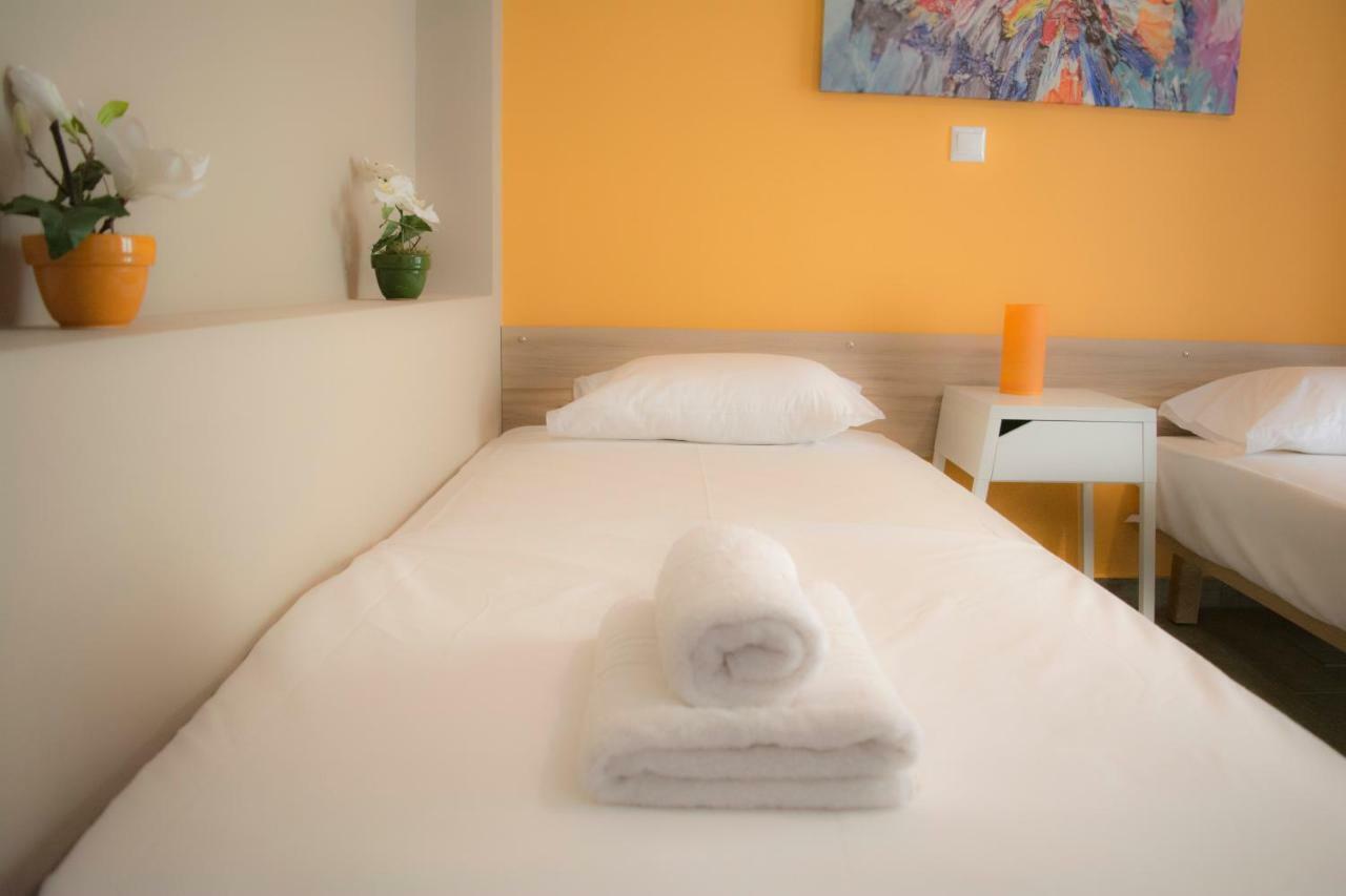 Chic And Minimal Apartment Close To Thissio Metro Афіни Екстер'єр фото
